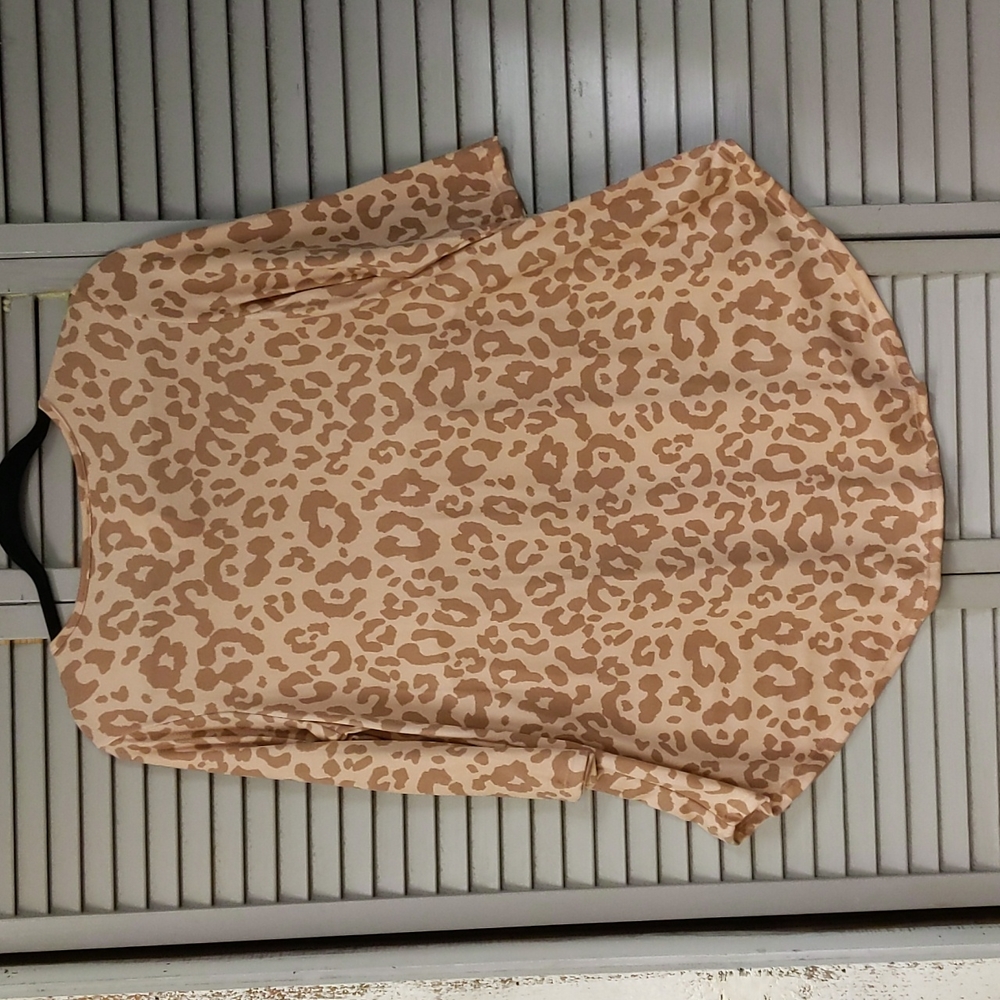 Animal Print 3/4 Sleeve Babydoll Top - Picture 3 of 4
